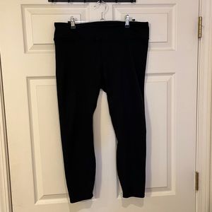 Black Powerhold 7/8 Leggings